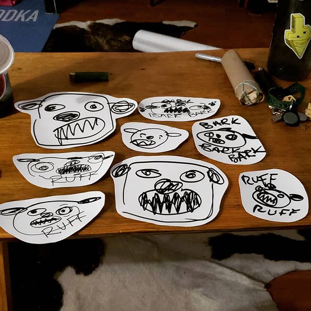 Dog days at work... Dm if interested in any
.
.
.
.
.
.
#doggo #sticker #hplatex #vinylsticker #hashtag #dogs #barf #bark #doodle #noodle #crazydog #crazydoggo #arlon #3m #3mwraps #adhesiveart #stickerz #doodlesticker #poodlenickers