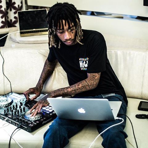 Wiz Khalifa high wavves