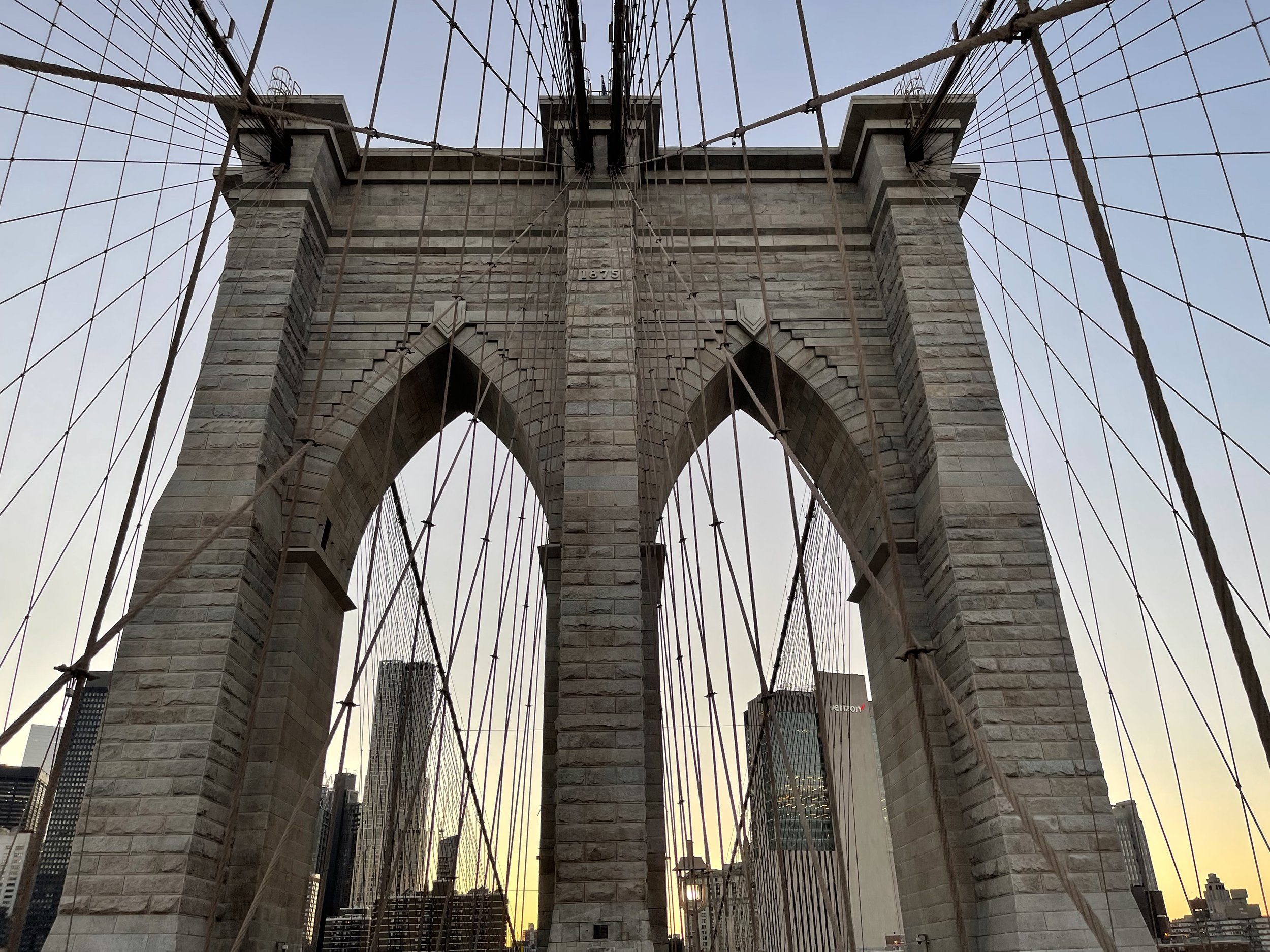 Geometry of the Brooklyn Bridge