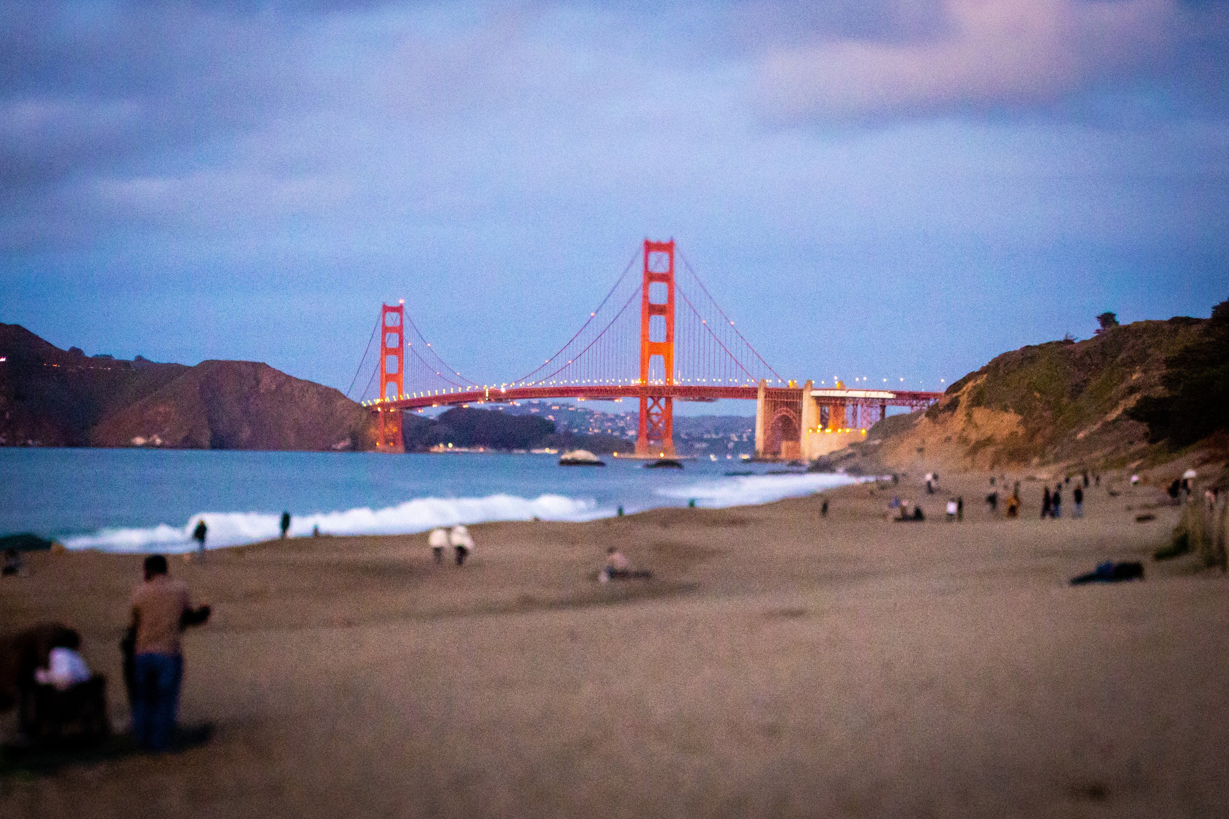Golden Gate Bridge through tilt-shift lens