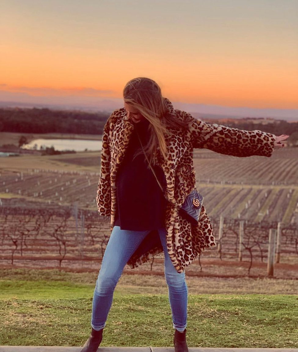 Natural habitat 🤌🏼🐆🍇 I love a @huntervalley sunset after a day of great food and wine.