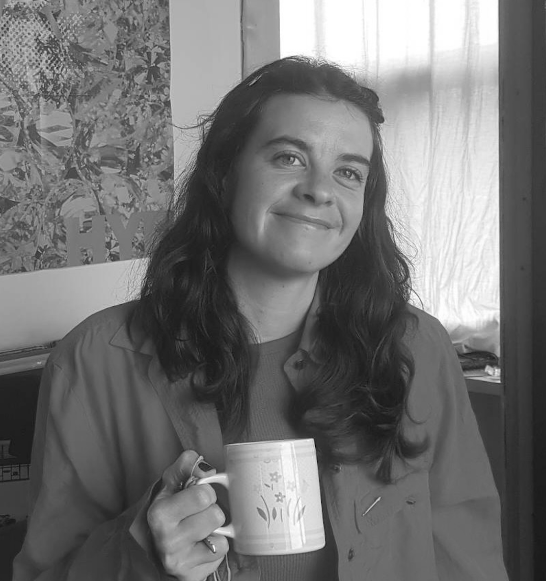 Black and white, Eva Crocker.png