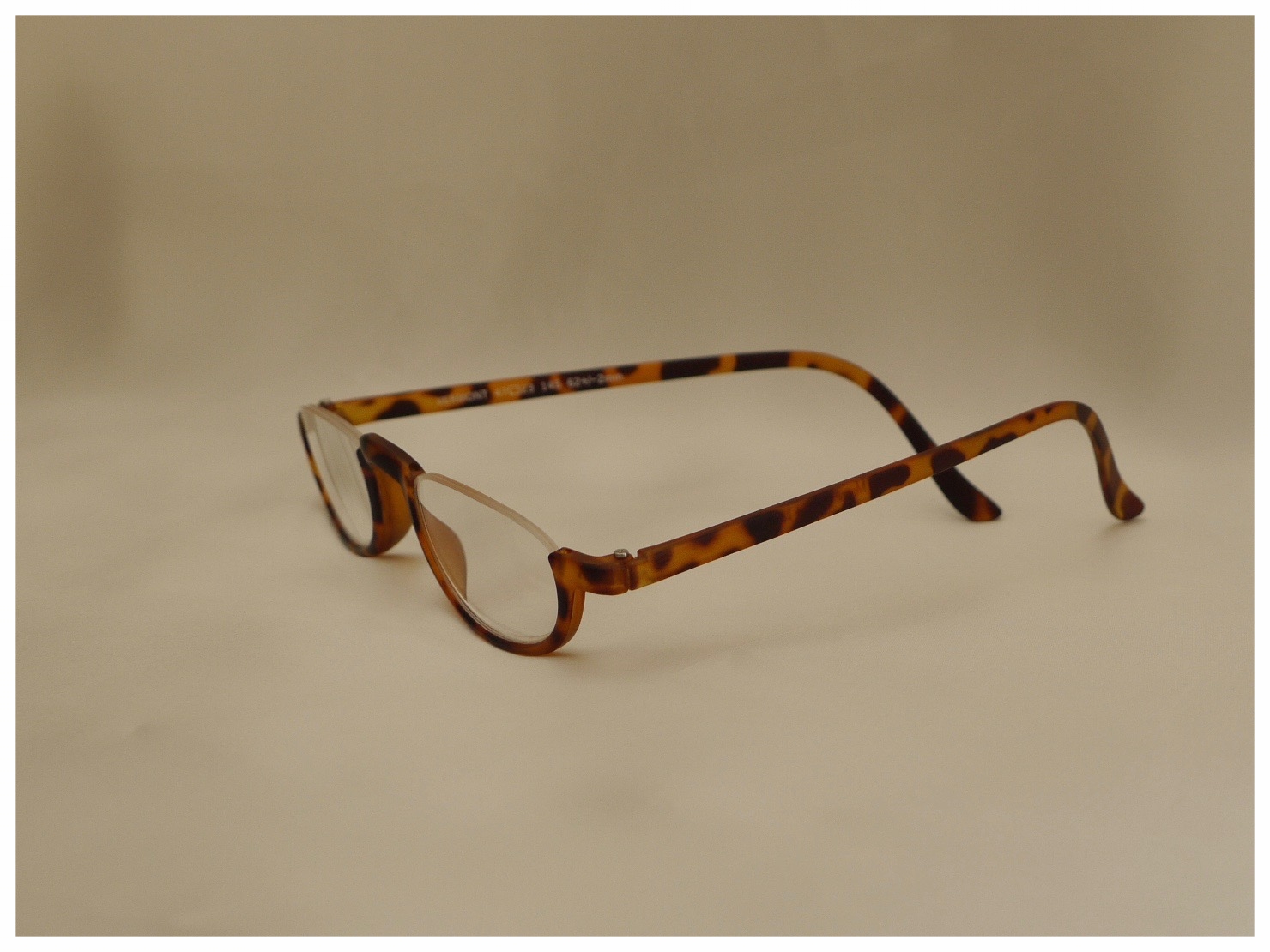 Daniel Cullen Eyewear—Vermont Half-Eye Spectacles