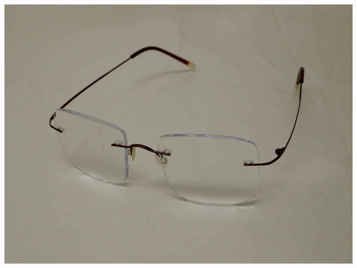 quality pair of rimless reading glasses