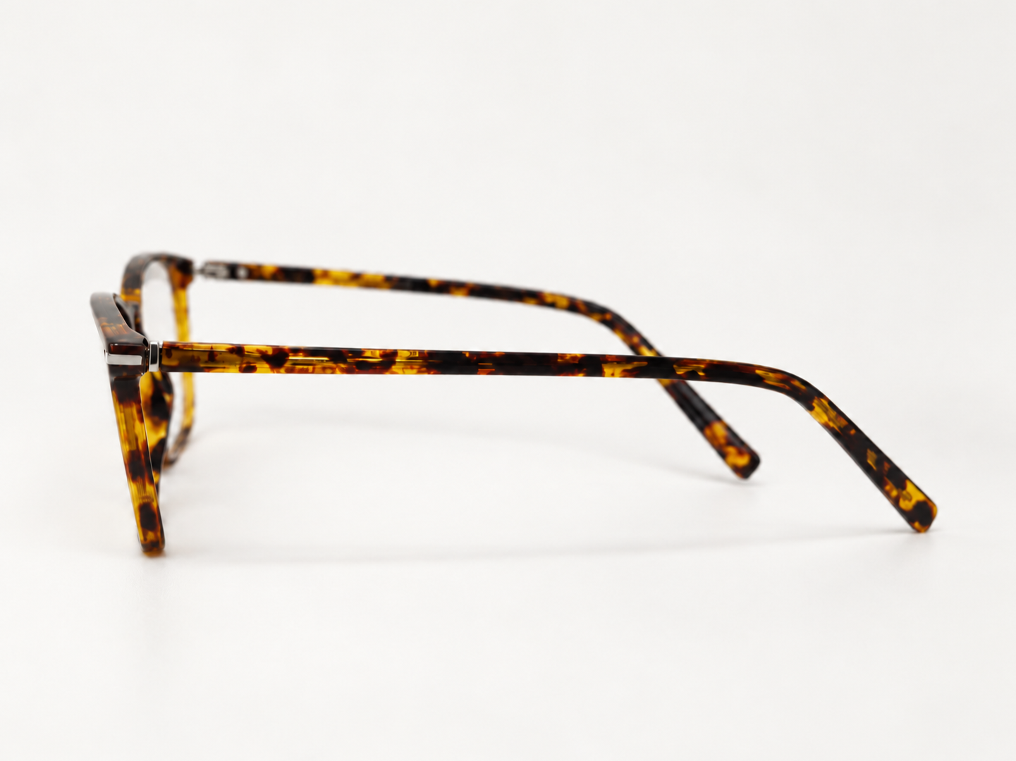 Side view of B-AC9D reading glasses showing the tortoiseshell temples