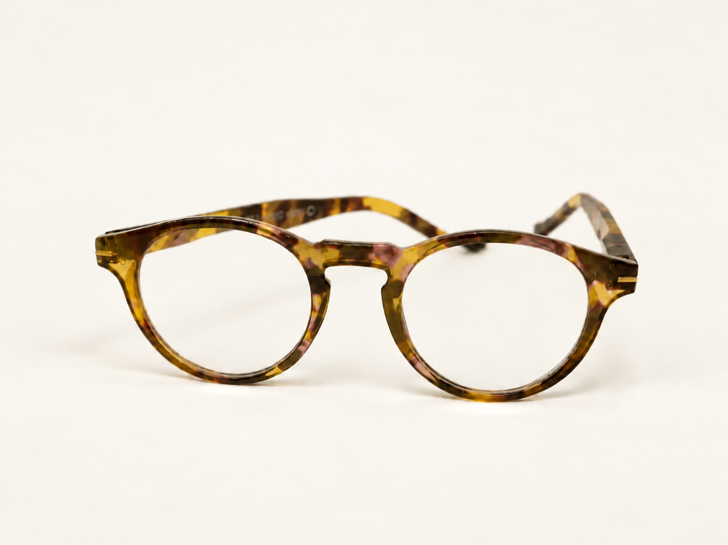 Frankie light tortoiseshell Panto reading glasses viewed from the front