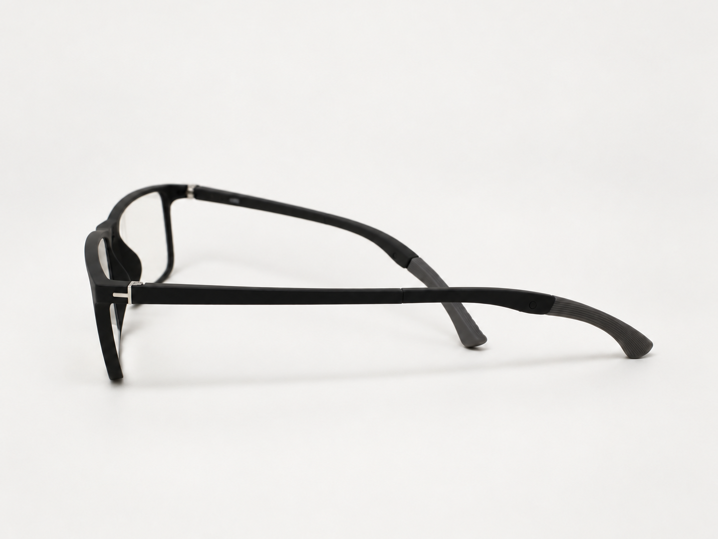 Side view of C-2926 reading glasses showing the flexible, ribbed temple tips