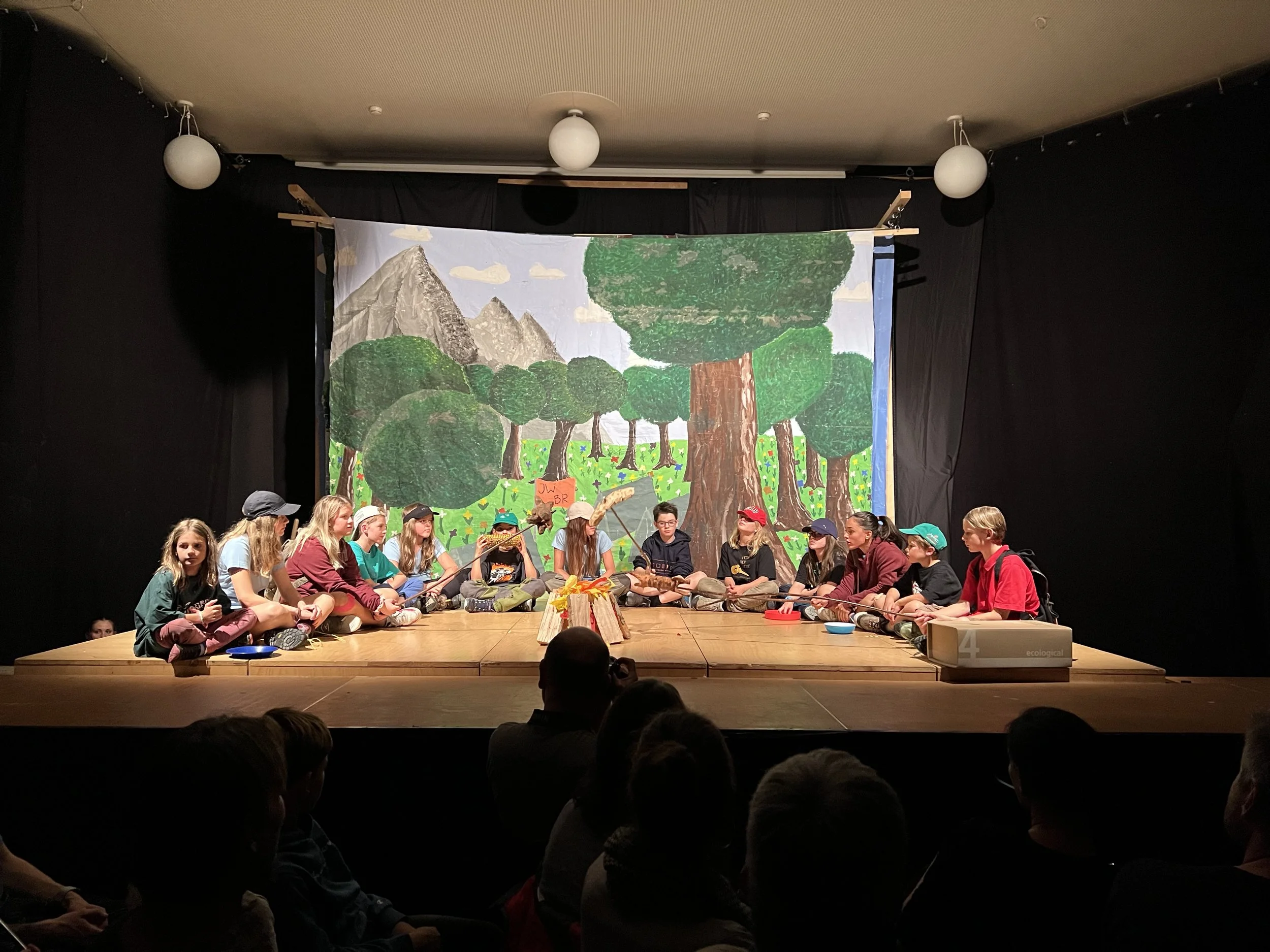 GV 2022 und Theaterbesuch