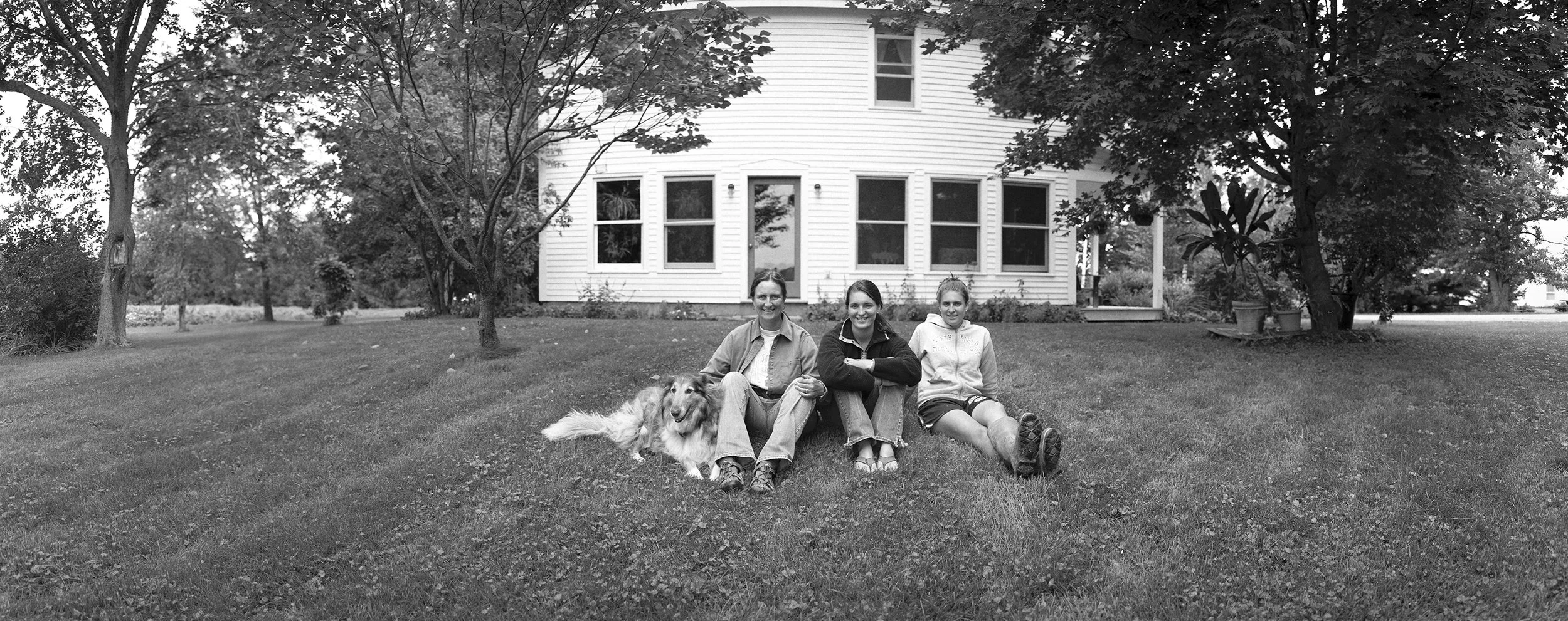 Mother24-2008-BW2-11_12- 150dpi 8in.jpg