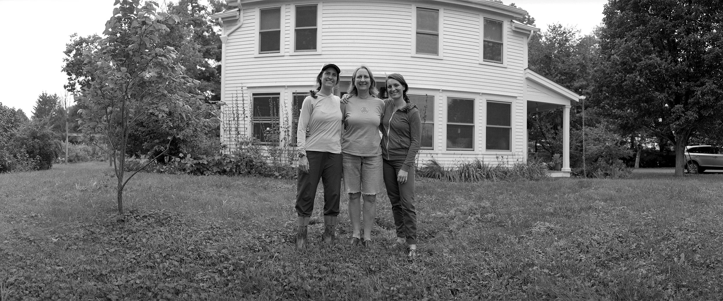 Mother37-2021-BW9-7_8- 150dpi 8in.jpg