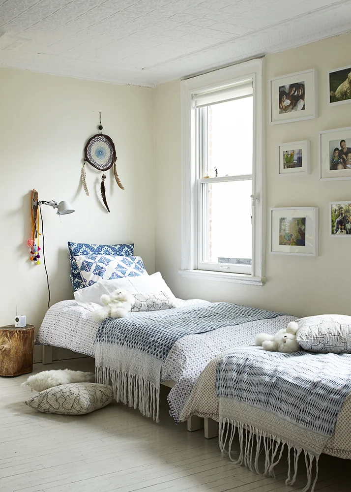 pillows_throws_intiearth_dana_gallagher0011.jpeg