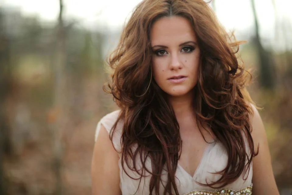 Erin McLendon Headshot.jpg