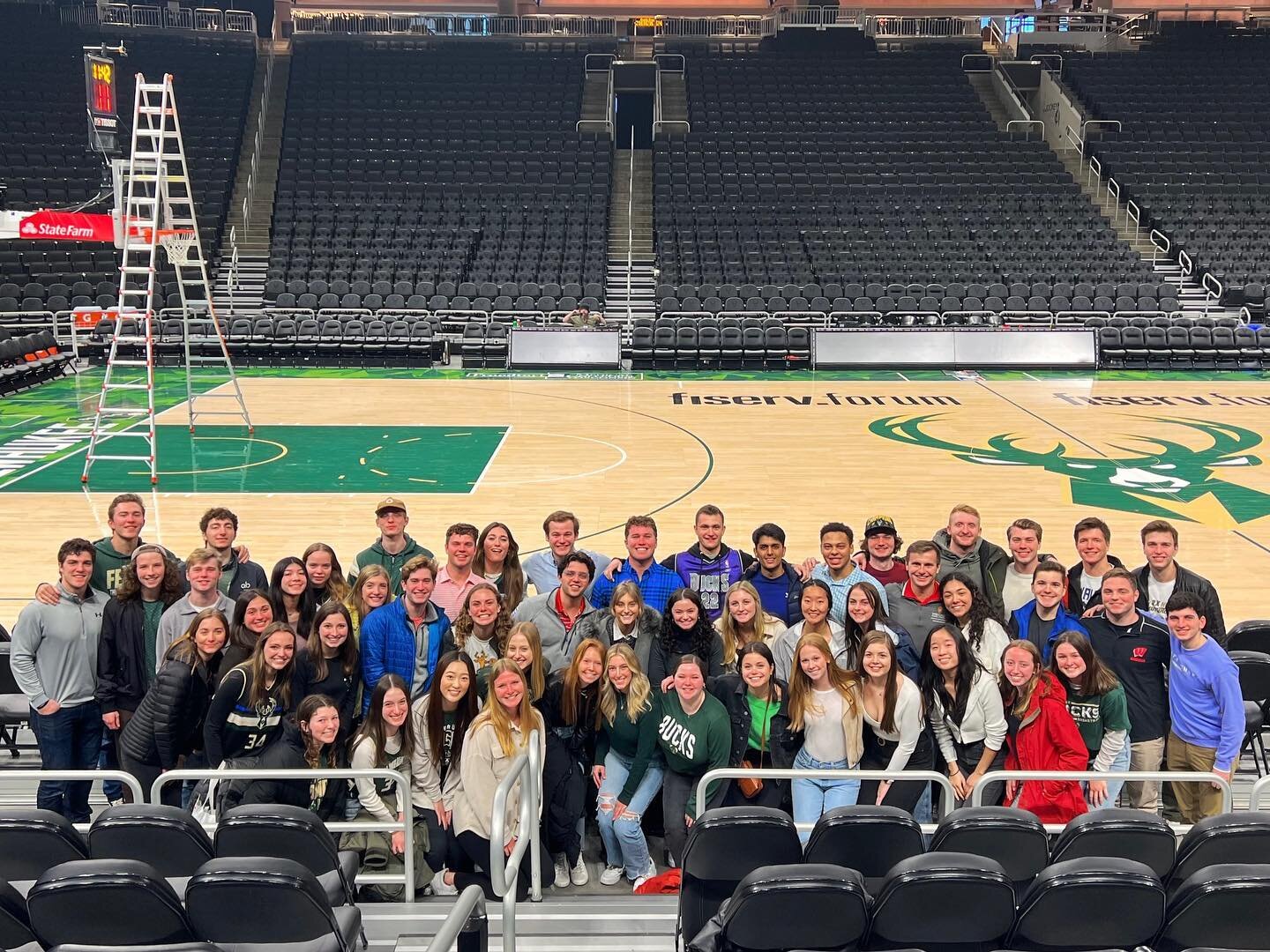 The Psi chapter went to the Fiserv Forum for Sports Management Day with the Milwaukee Bucks! With a guided tour alongside a panel of professionals in the sports business world, the chapter gained great insight into the sports management industry. Tha