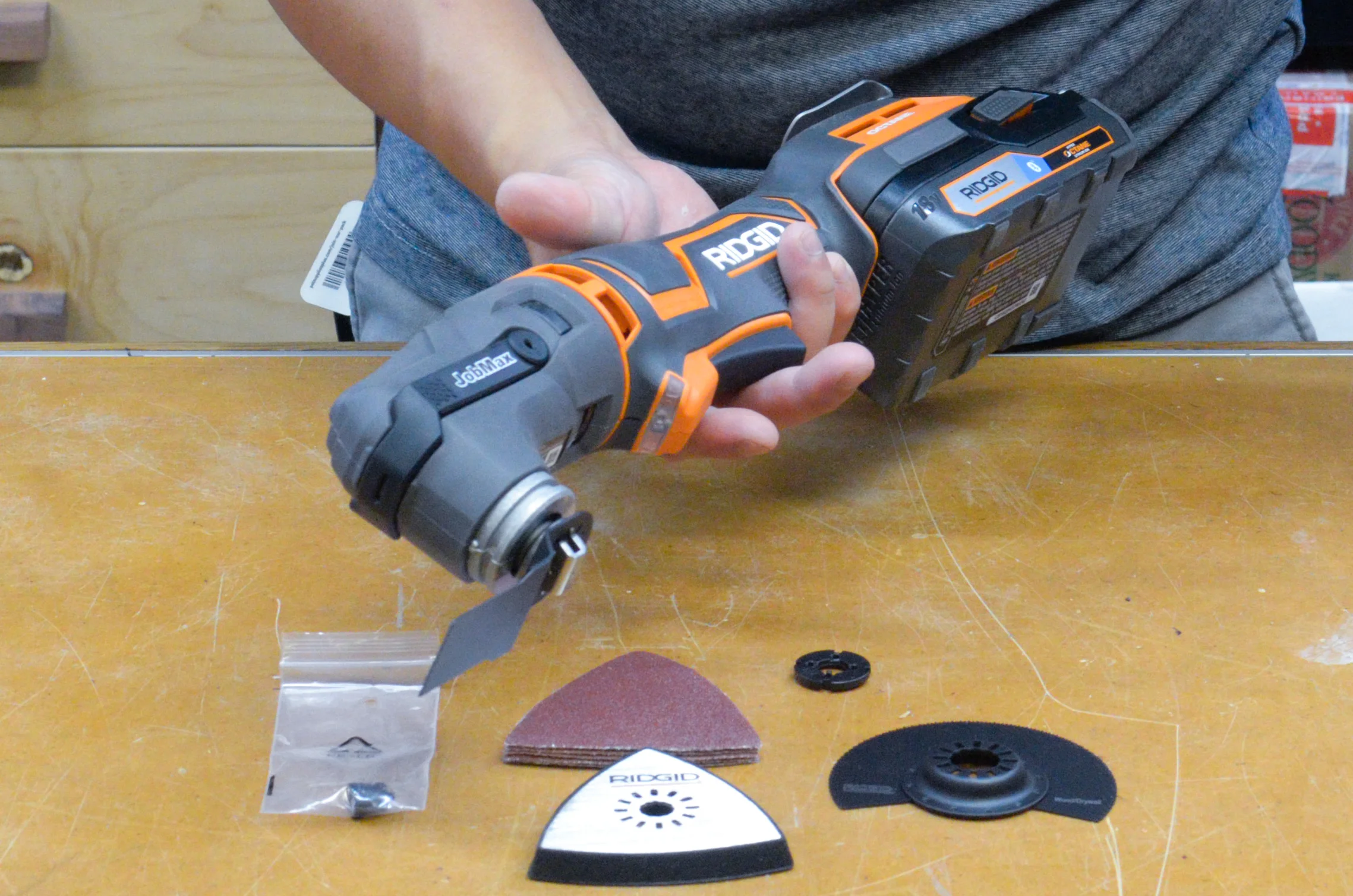 The JobMax fits well in my hand and while the battery sits at the end of the tool, it feels well balanced and not heavy.