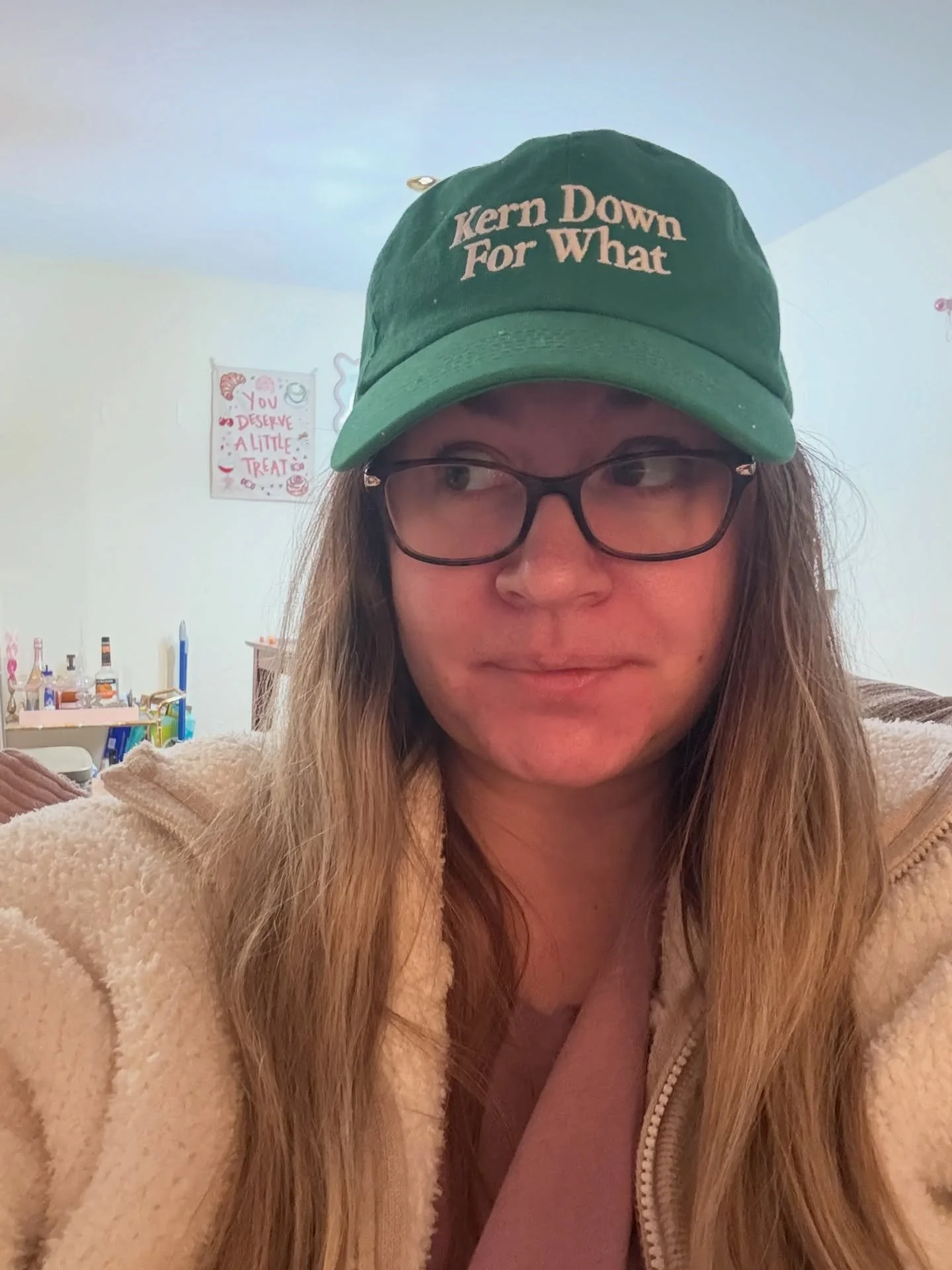 Snowmageddon is almost here. ❄️ I&rsquo;ll be buried inside catching up on artwork + projects, fueled by snacks and background TV. Honestly kind of excited. Drop your show recommendations below, bonus points for documentaries. 🍿📺
#emilystahldesignc