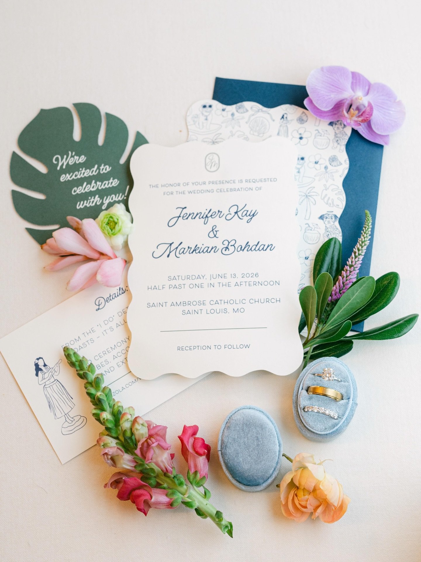 @jkgstl had a dream wedding invitation suite that I helped bring to life. I created hand drawn elements including @enzoboystl some fun tropical icons and made a fun pattern. 💌 Congratulations Jen and Mark! 🥂🌺

Photos: @alexnardulli 
Florist: @city