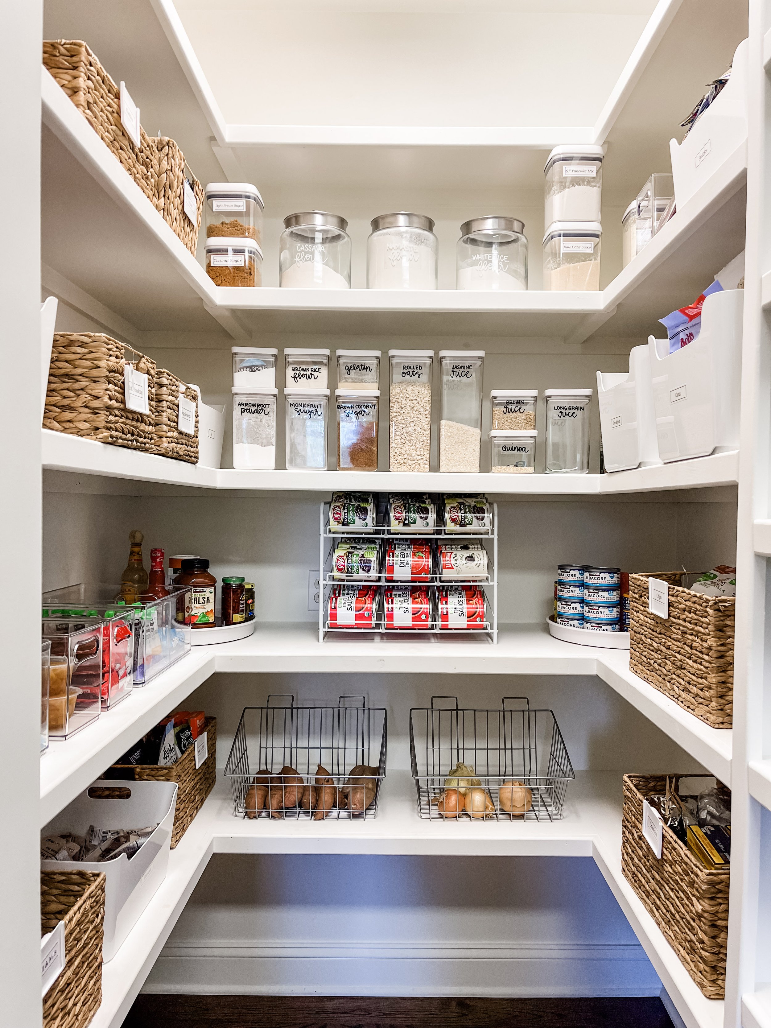 Pantry After 2.jpg