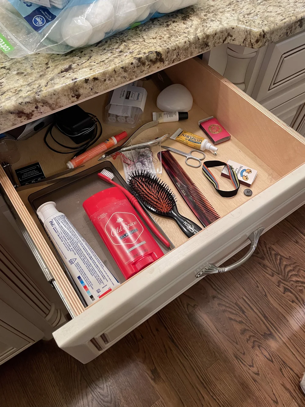 AJ - Bathroom Before 2.jpg