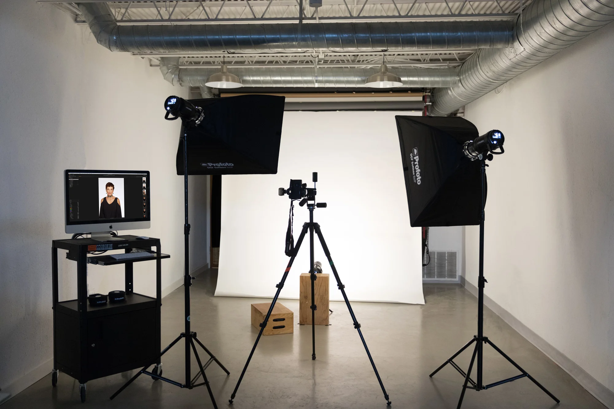 applebox-headshots-photo-studio-austin.jpg