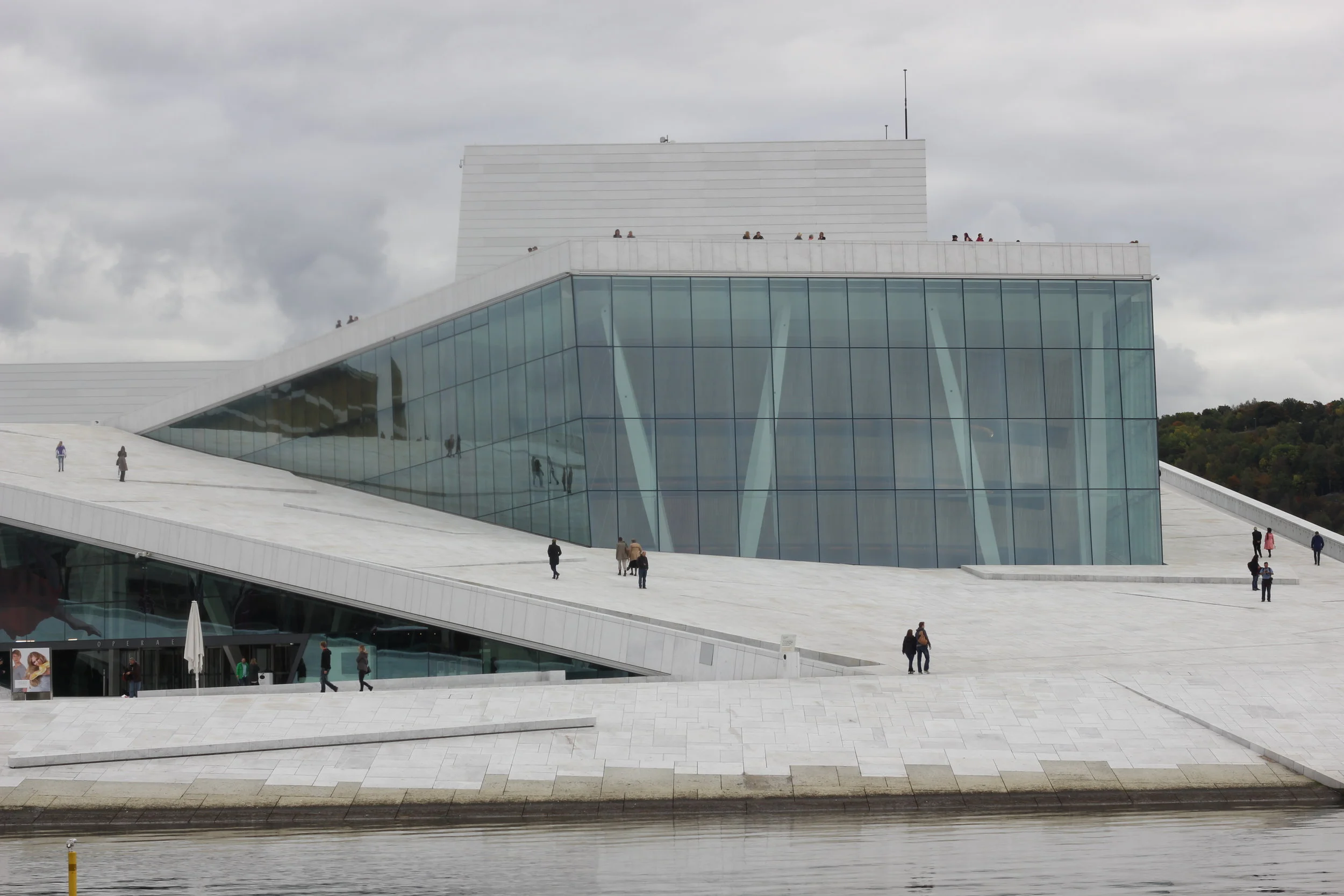 Oslo: I am in love with Operahuset (2013), short film, 02:40