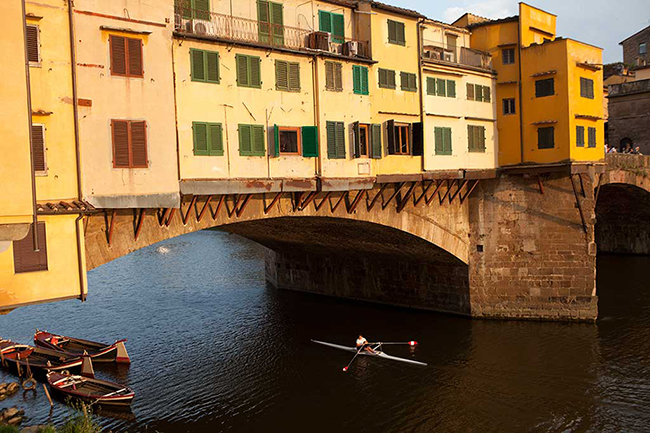 Rowing in Florence Italy