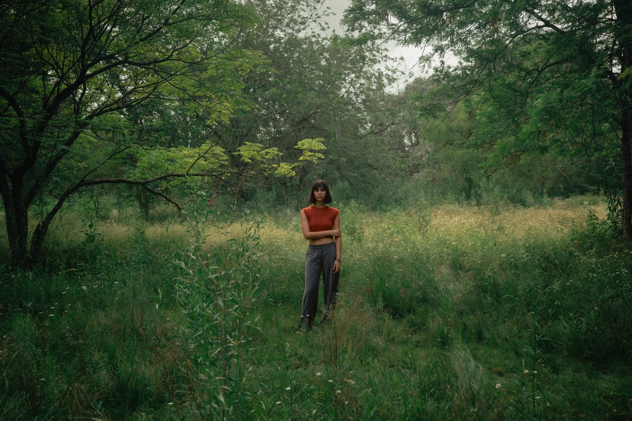 SS26 KNITTED CROP VEST