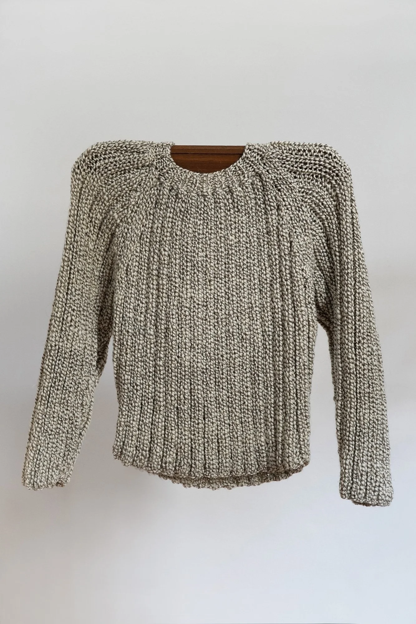 SILHOUETTE SWEATER