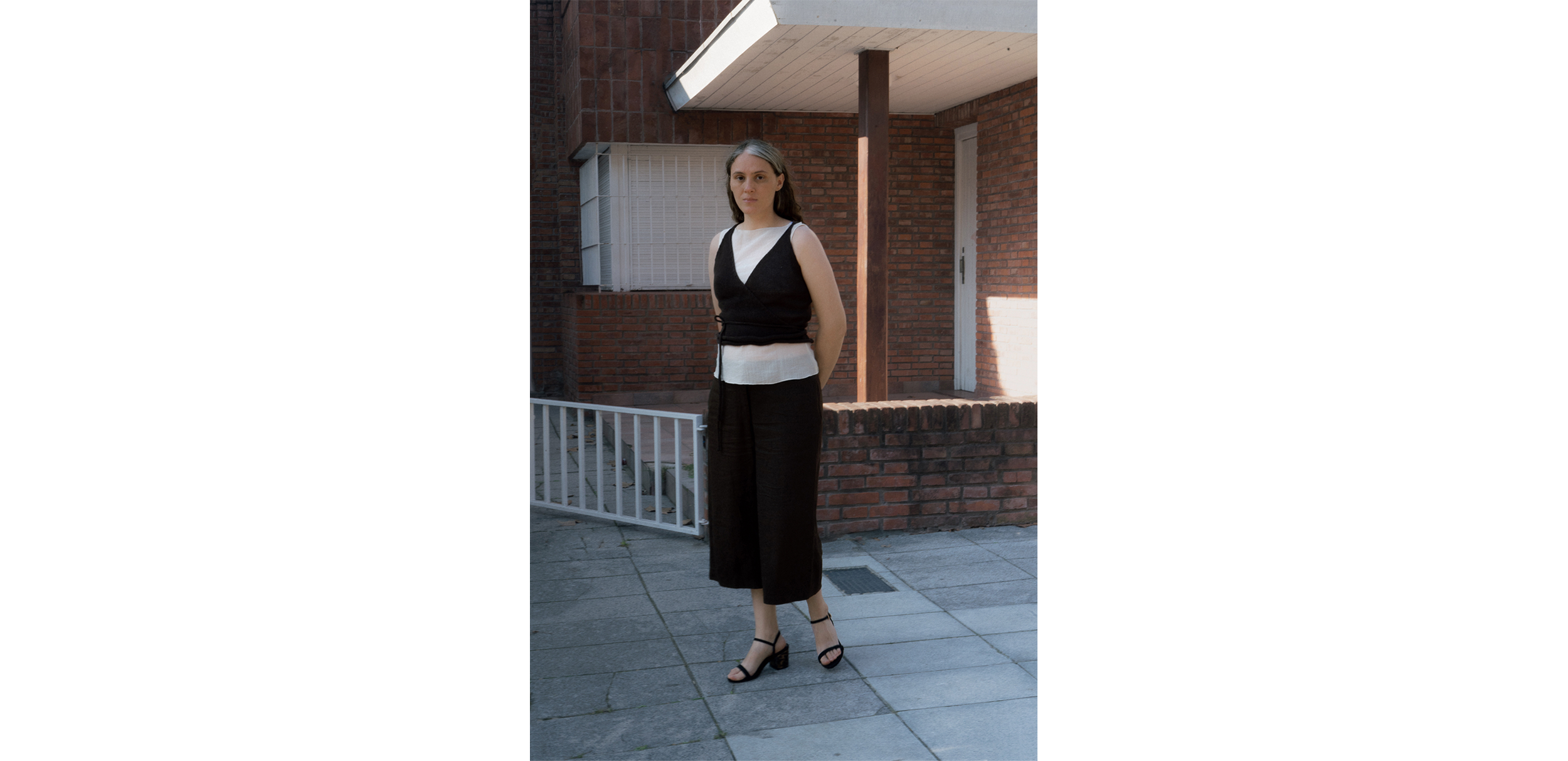 sustainable knitwear, women knit cross-top SS27, 100% cotton yarn