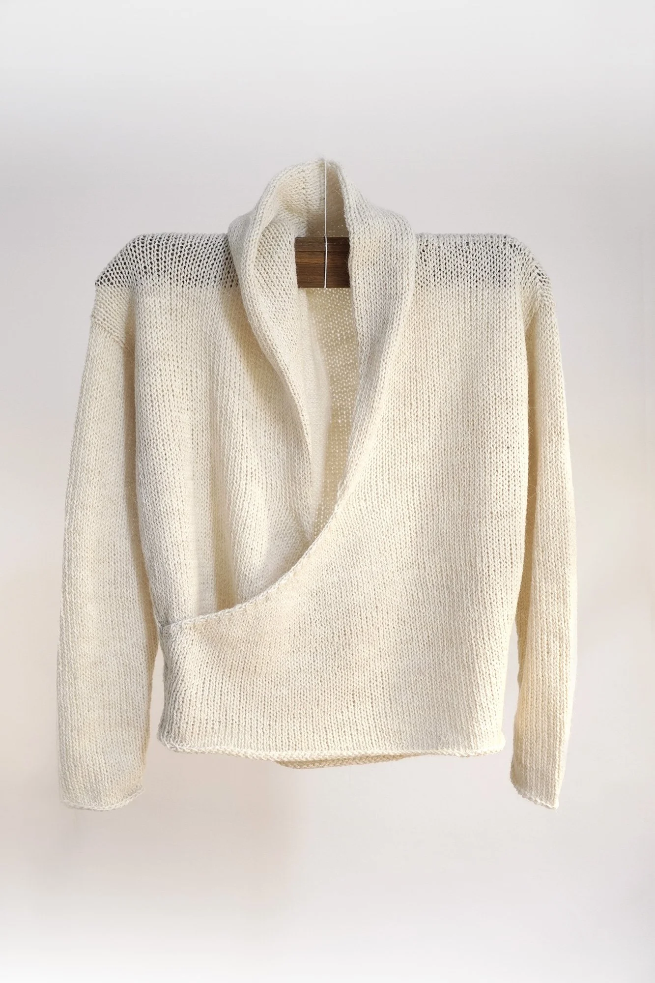 CROSS SWEATER