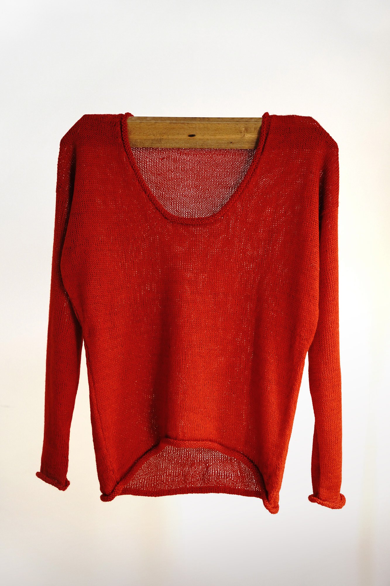 U-NECK SWEATER