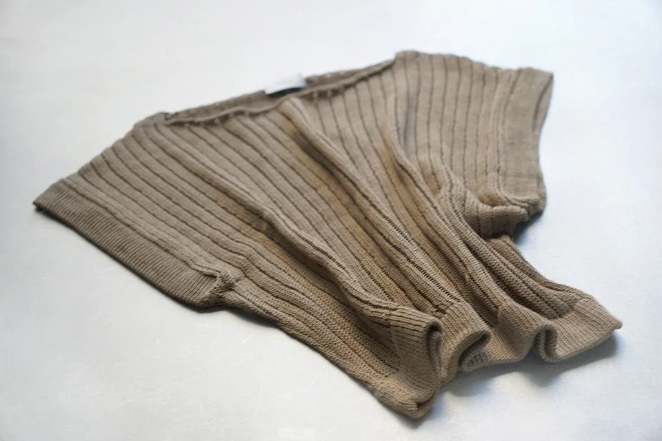 Q05.Crop-Vest-Cigar03.jpg (copia)