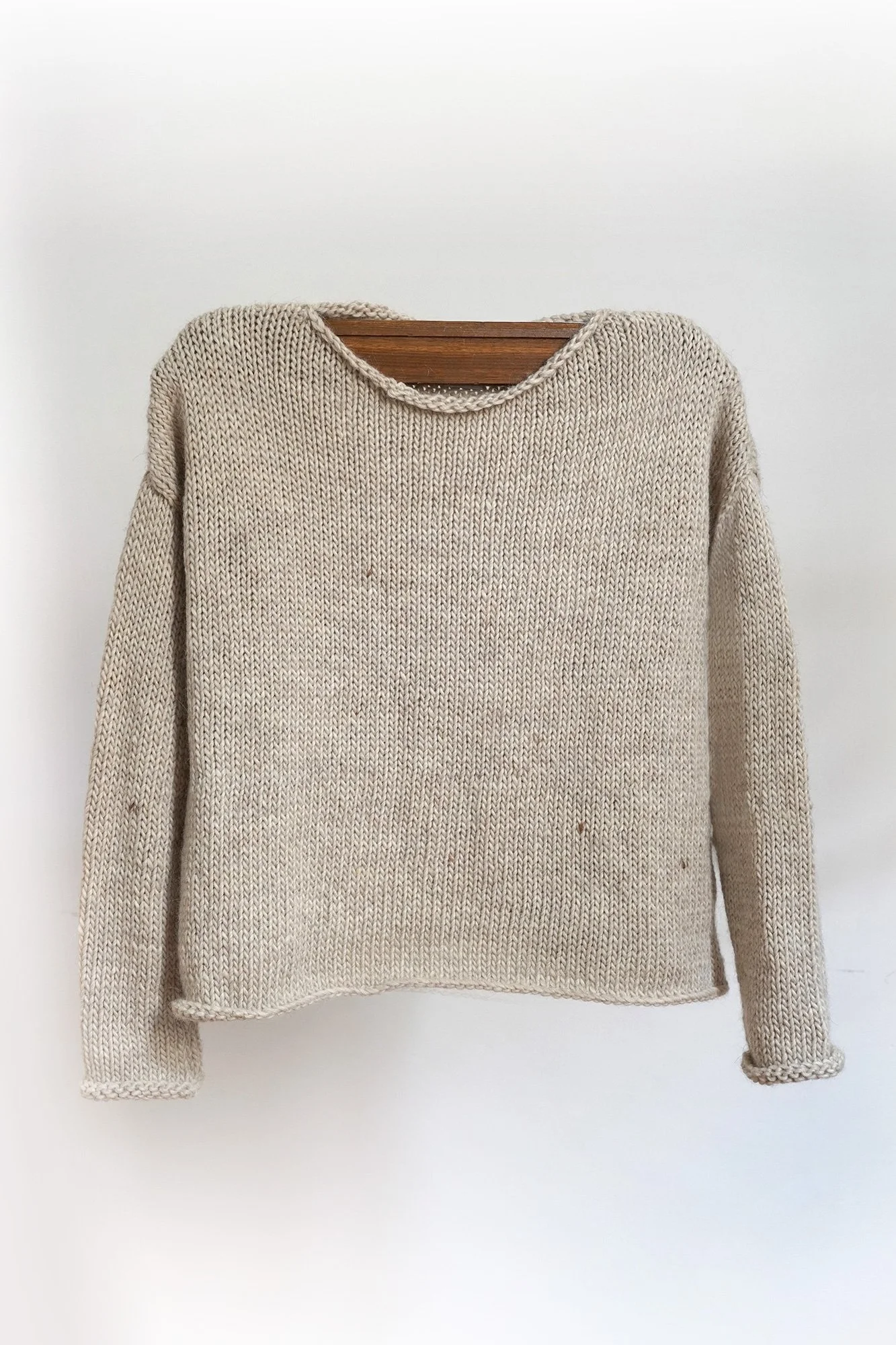 SIMPLE LLAMA SWEATER