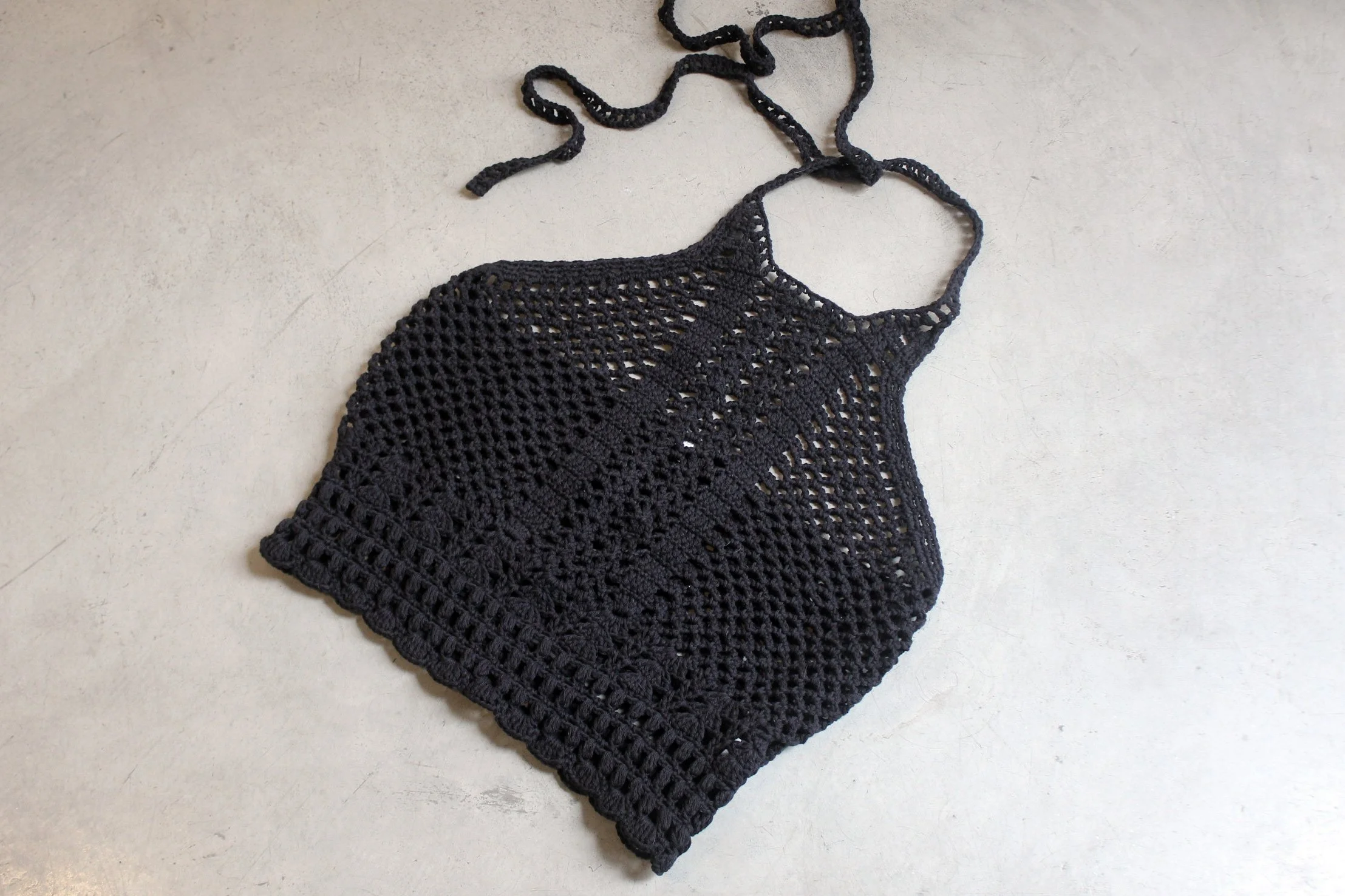 M03.Crochet-Top-Negro01.jpg