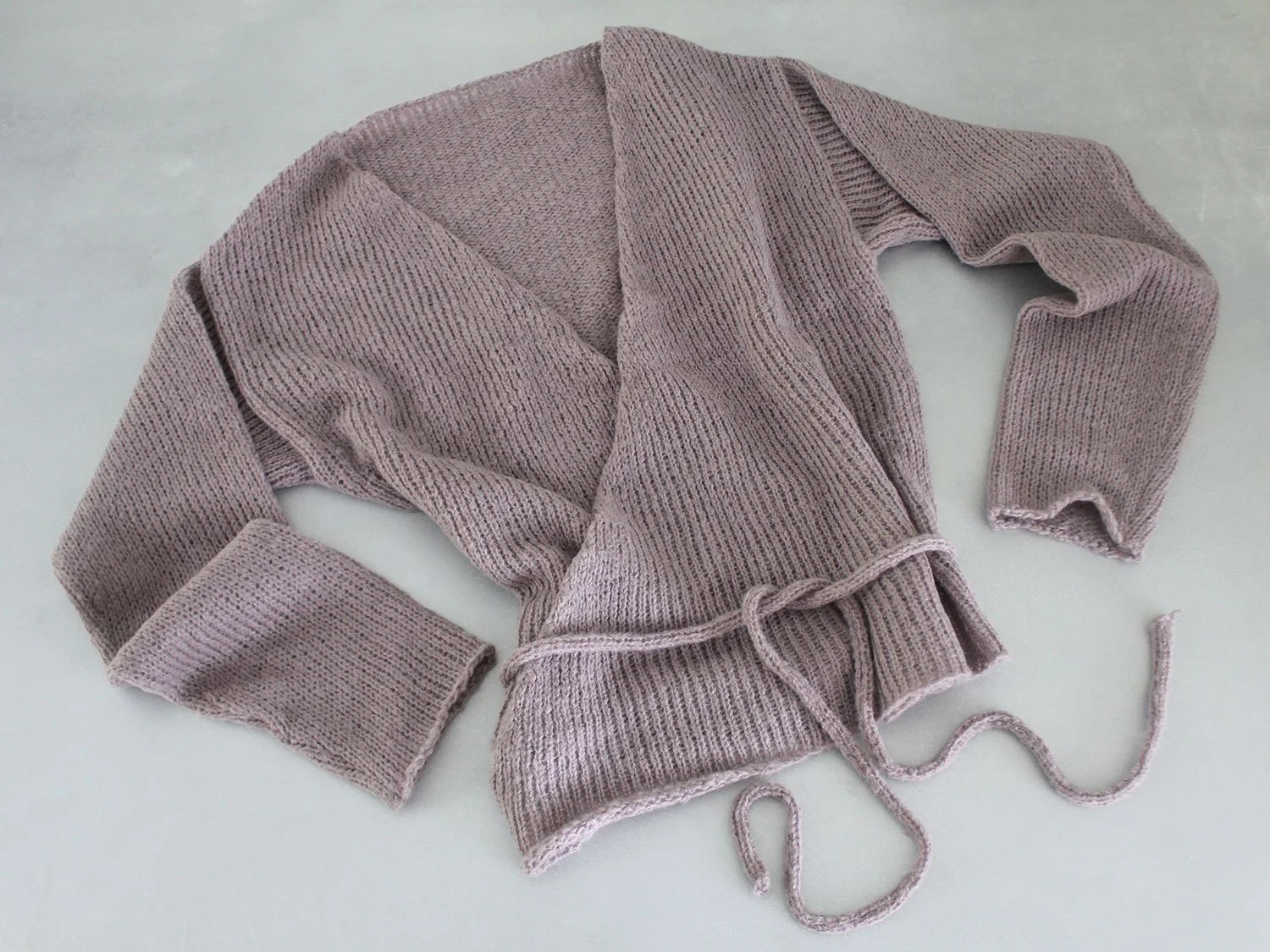 Q10—Cross-Cardigan-Púrp06.jpg