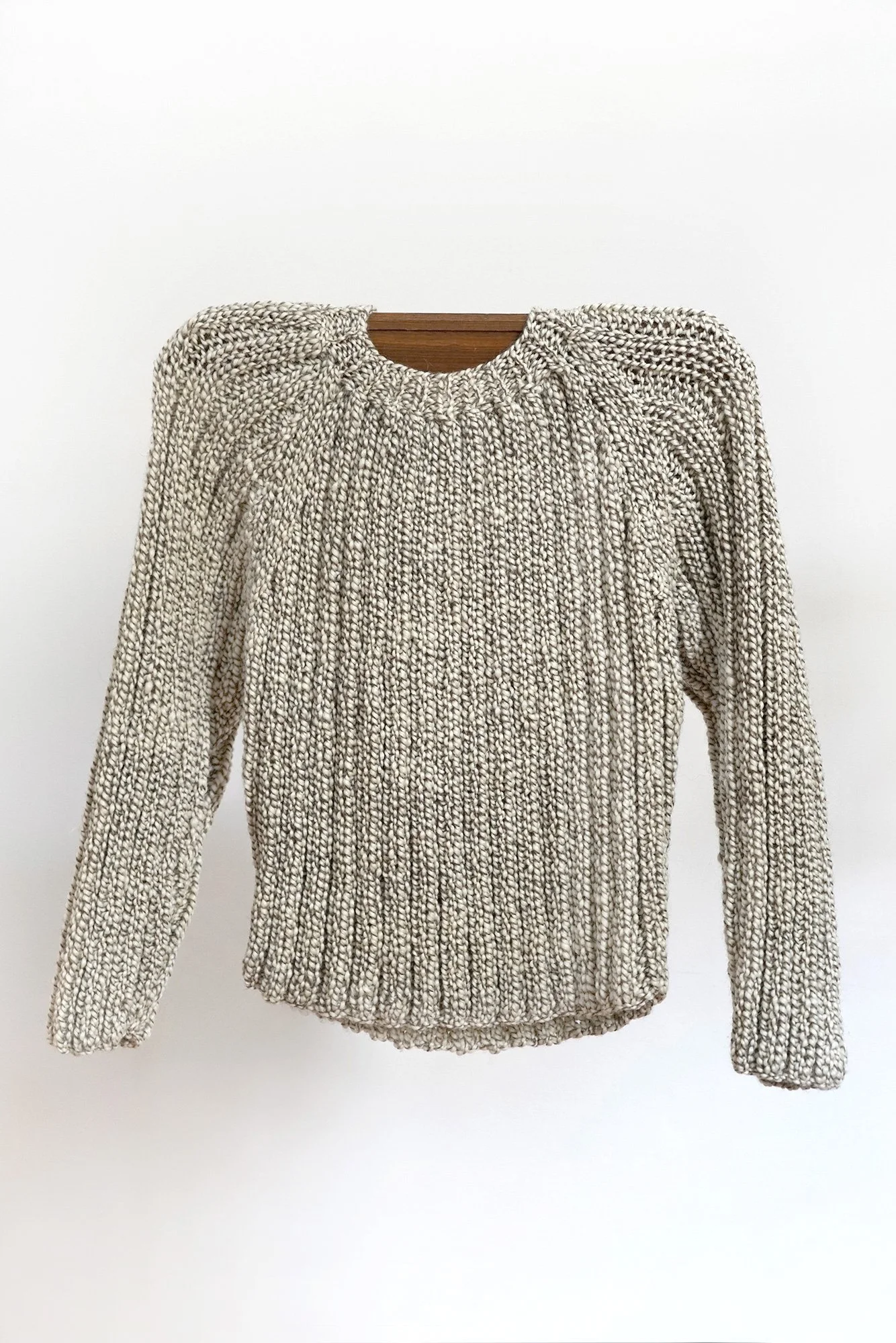 SILHOUETTE SWEATER