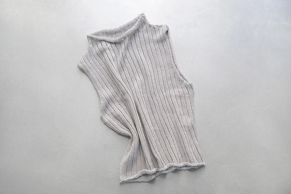 Q04.Turtleneck-Top-Chalk02.jpg (copia) (copia)