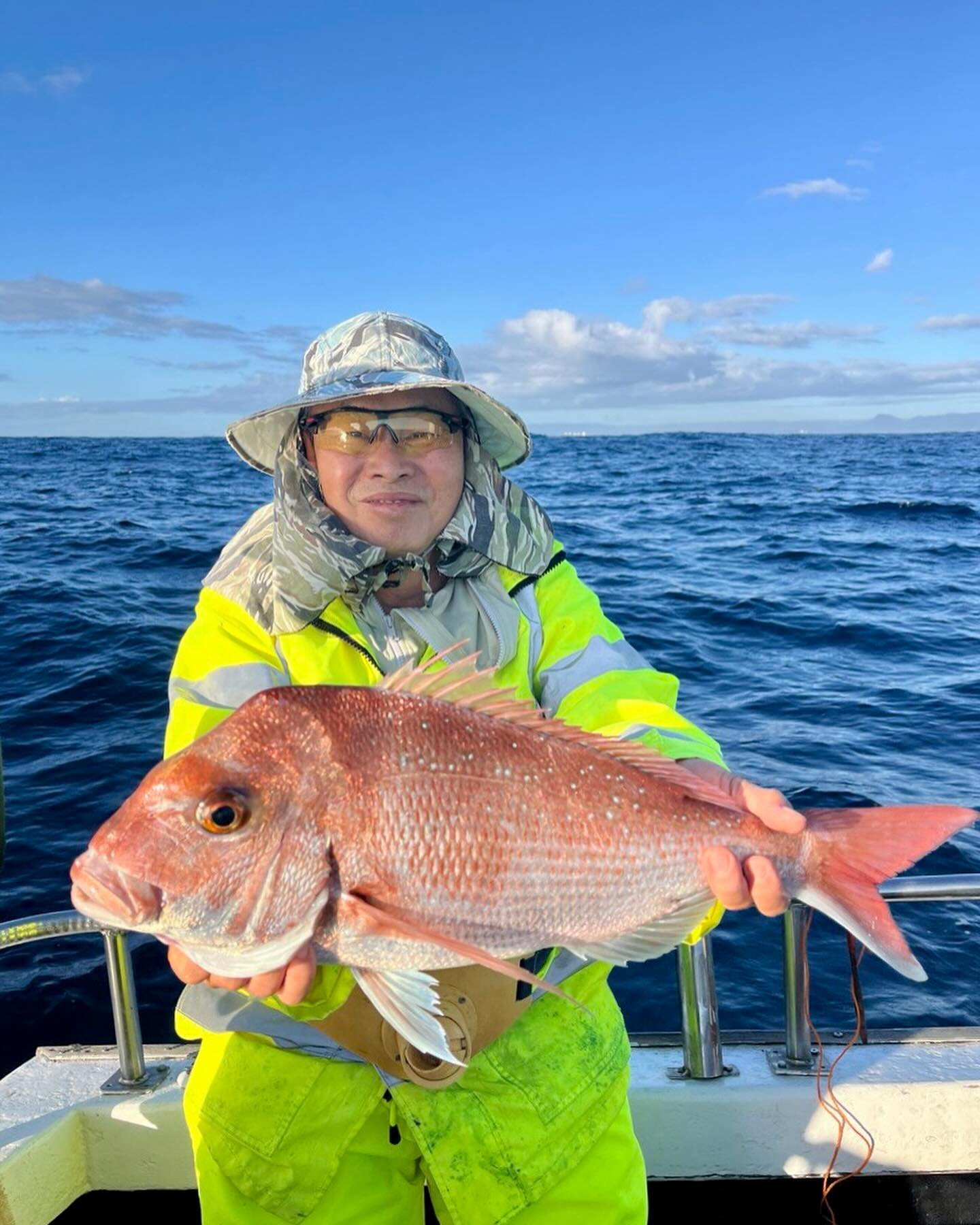 Monster snappers coming in hoottt 🔥🔥🔥 The boys from Fairfield Fishing Club absolutely nailed it with their bites on Sunday! Phew, what a workout! 💪