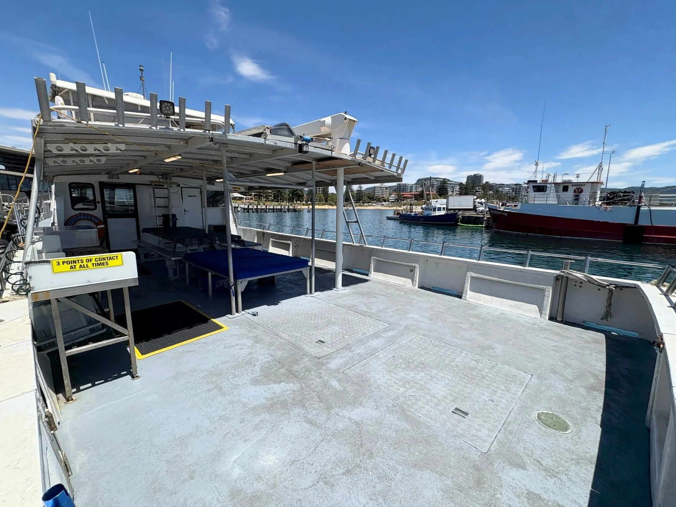  Plus an open, unsheltered space perfect for panoramic views and photography 