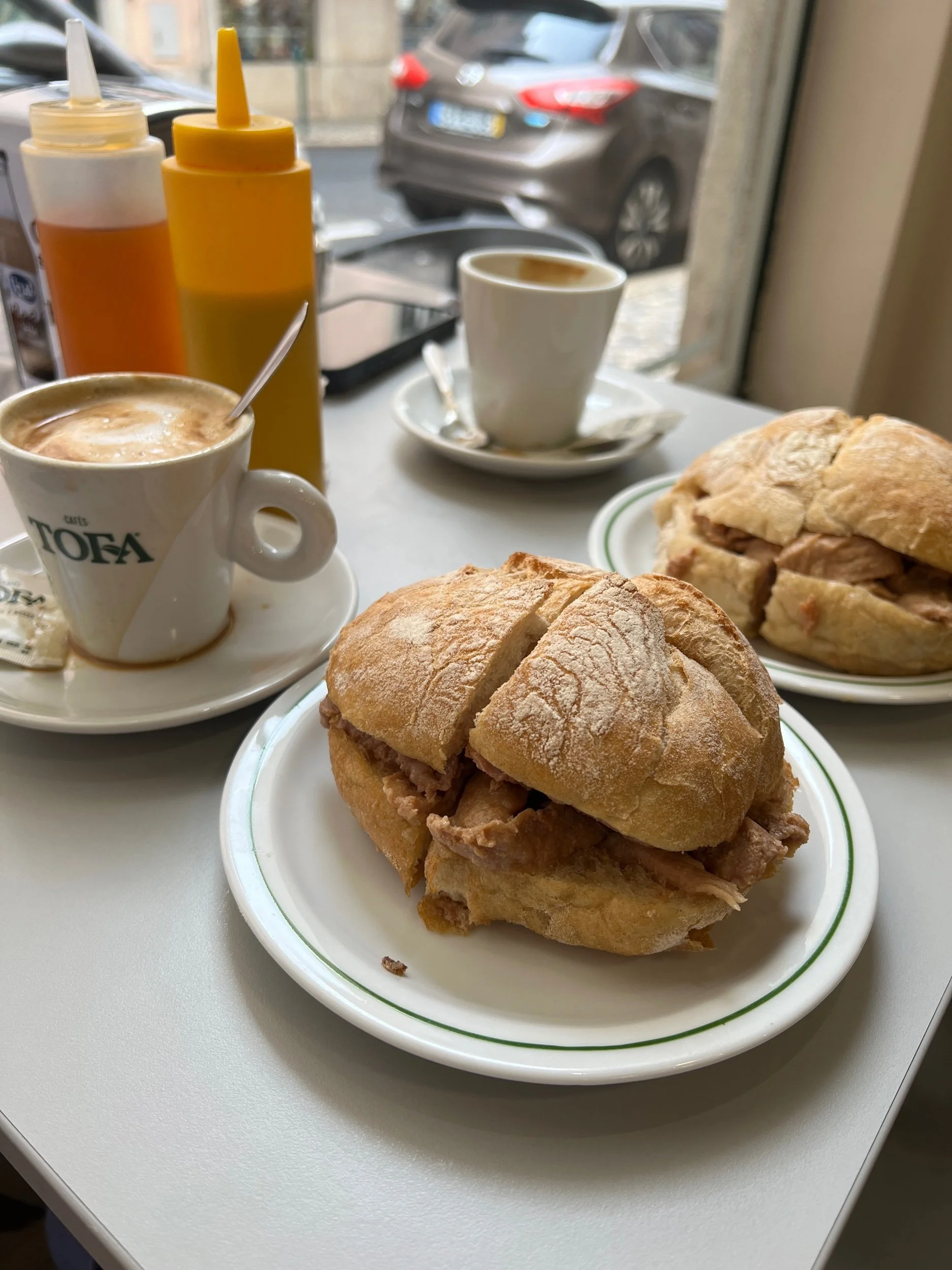 The Bifana Showdown: Solar da Madalena vs O Trevio