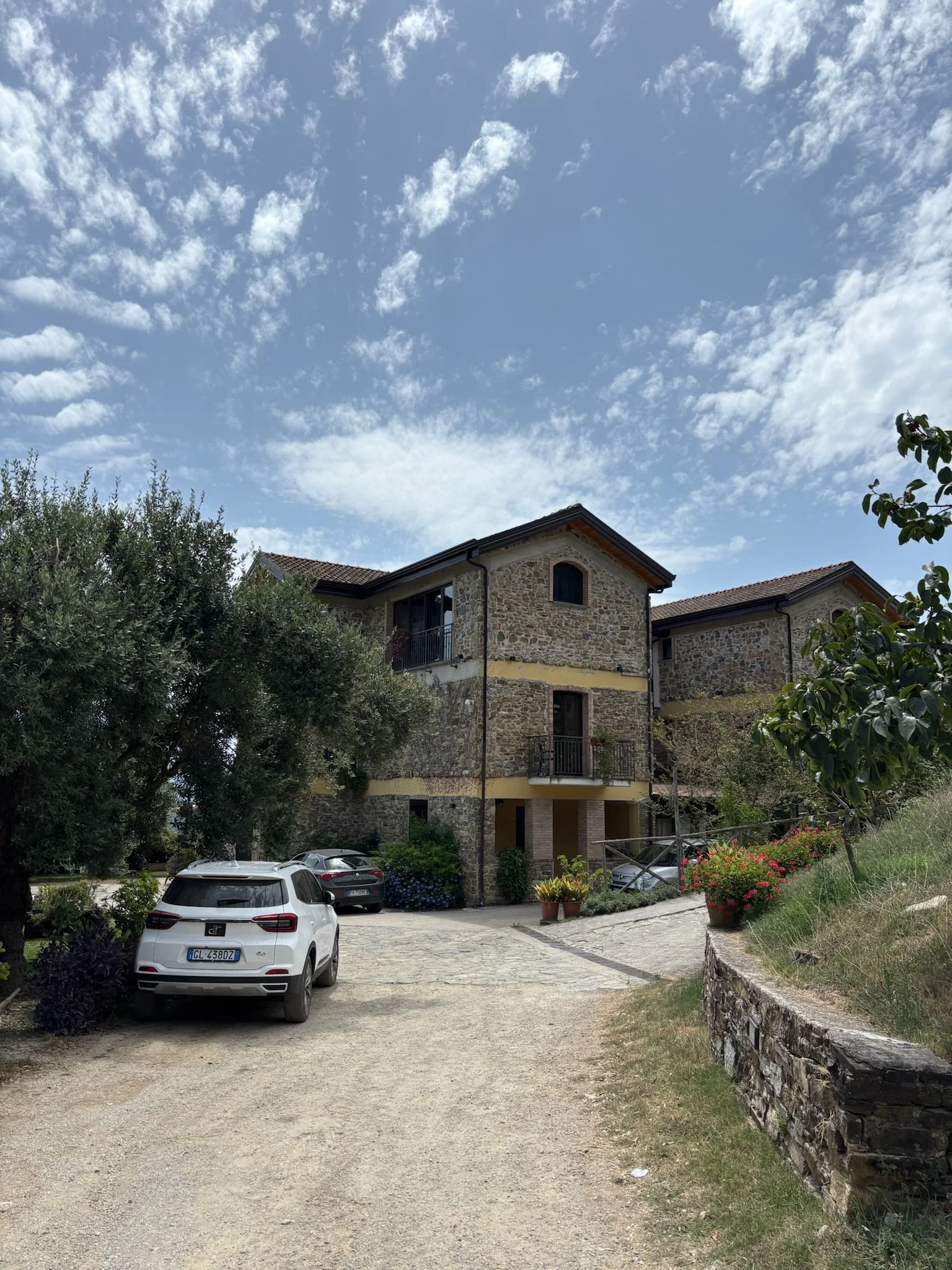 Friday July 25: Lunch at Farmhouse San Basilio