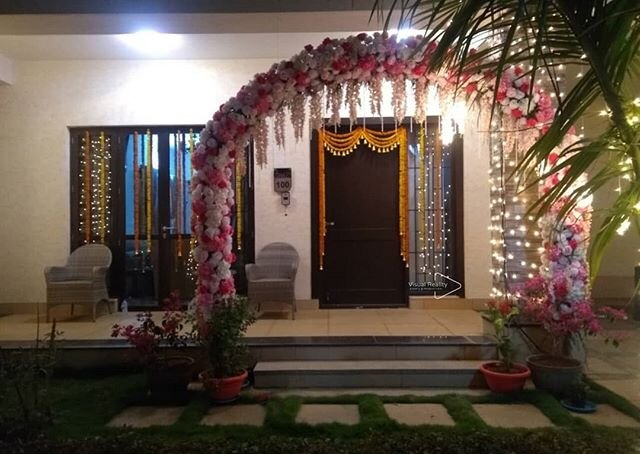 ✨ #indianweddingdecor #indianwedding #weddingideas #decorinspo #decorideas #sangeetdecorideas #haldidecorideas #southindianweddings #weddings #bangalore #vrep #visualrealityevents