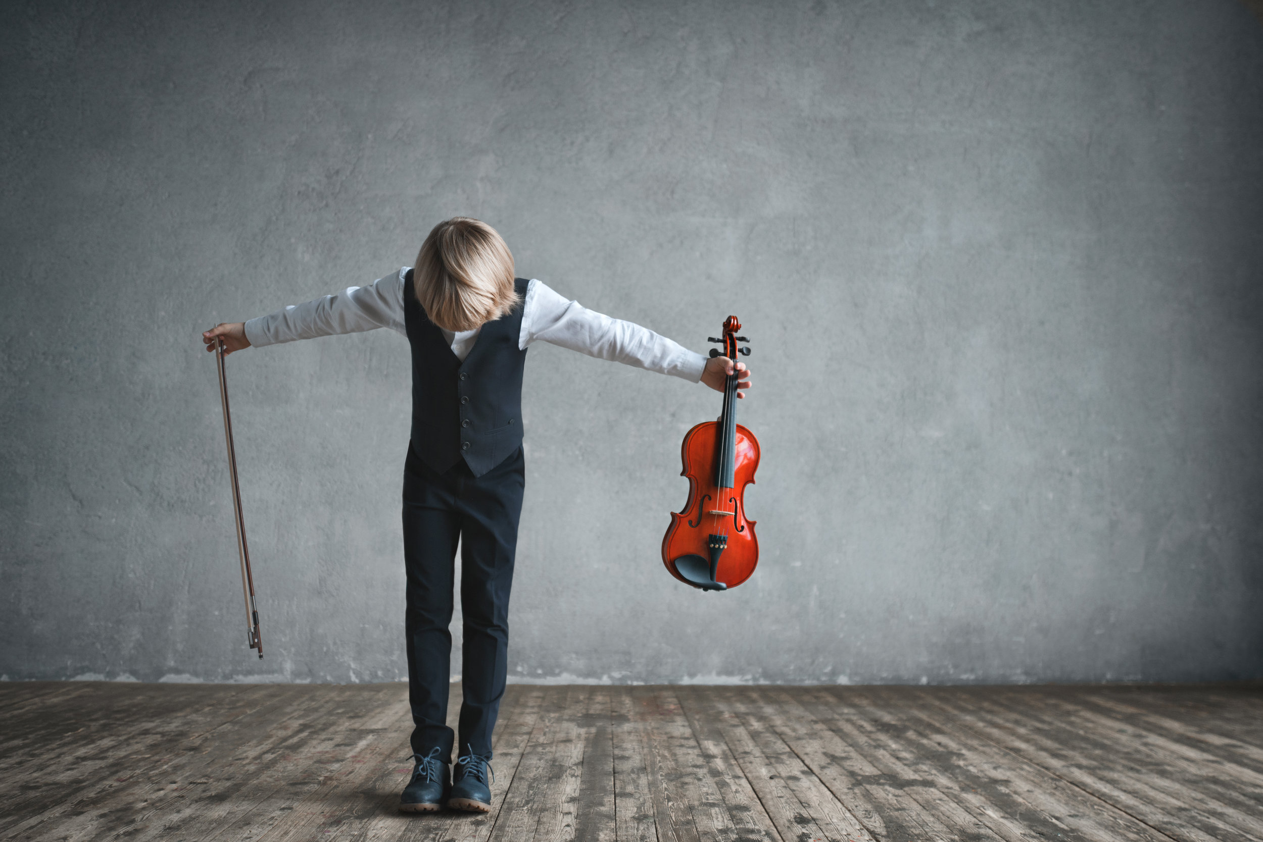 Children with violin