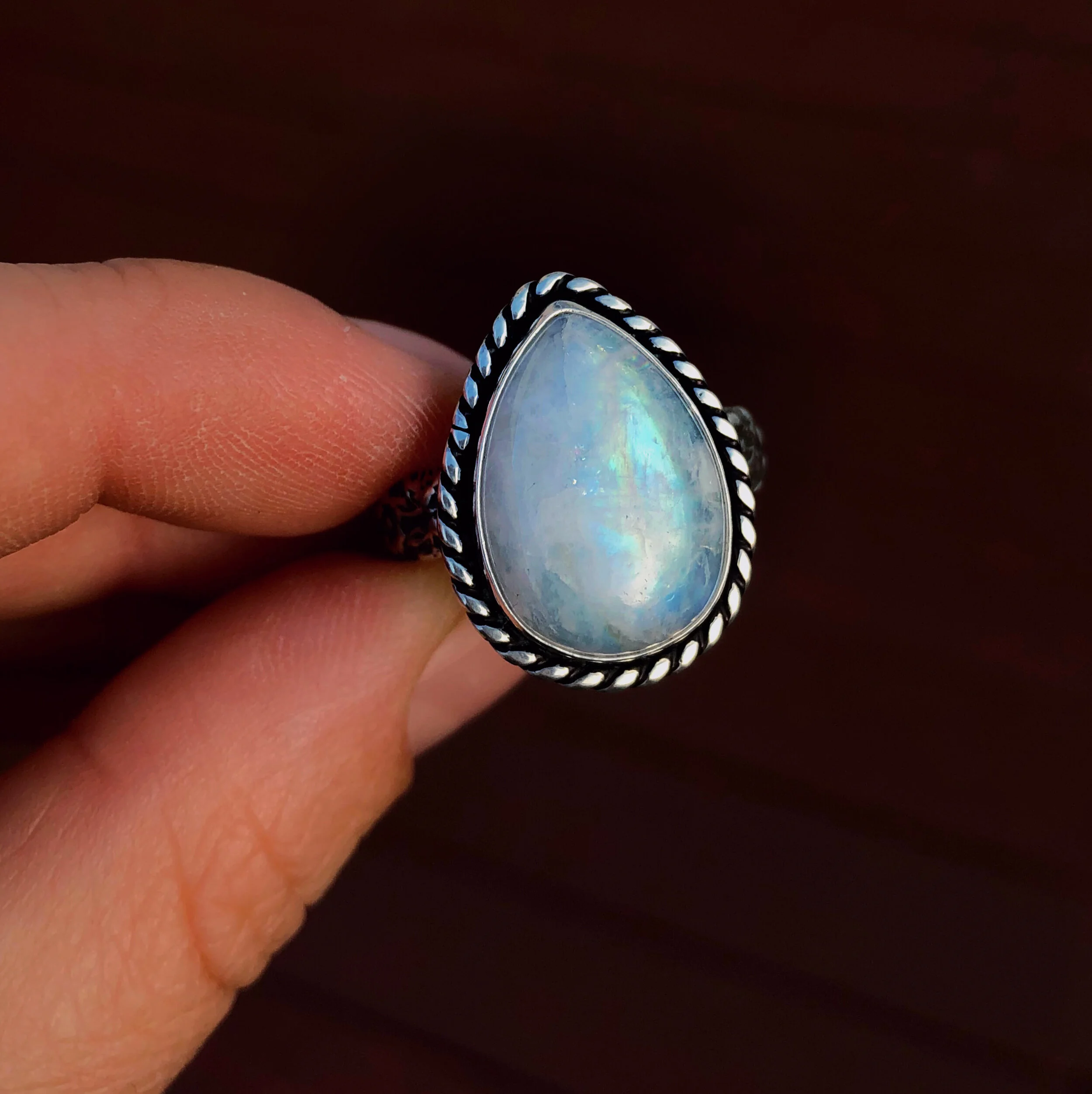 3C4292FE-98C7-4681-9AD4-1B0752AA3EA1