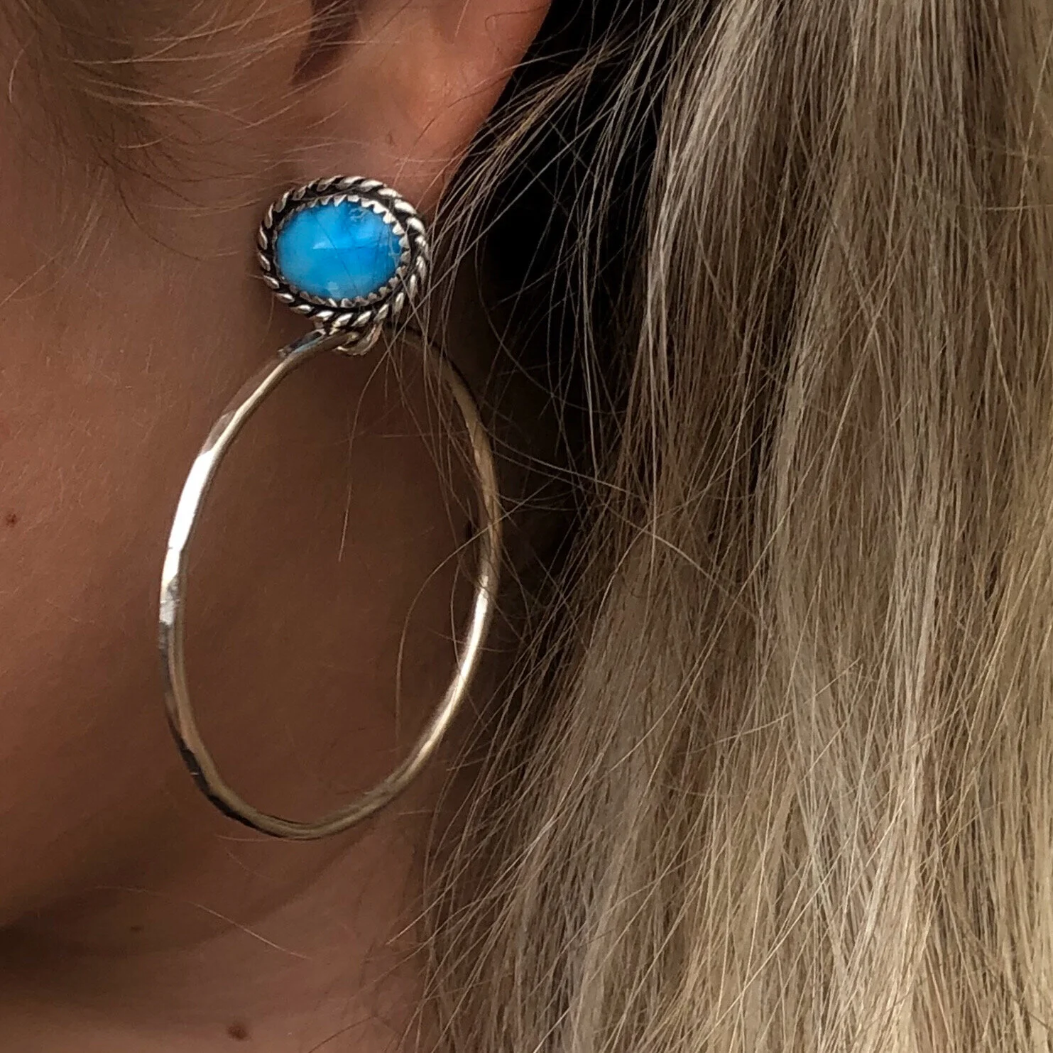 8FD7ABEB-1D51-4D7C-A6D5-B3A3CFDA5071