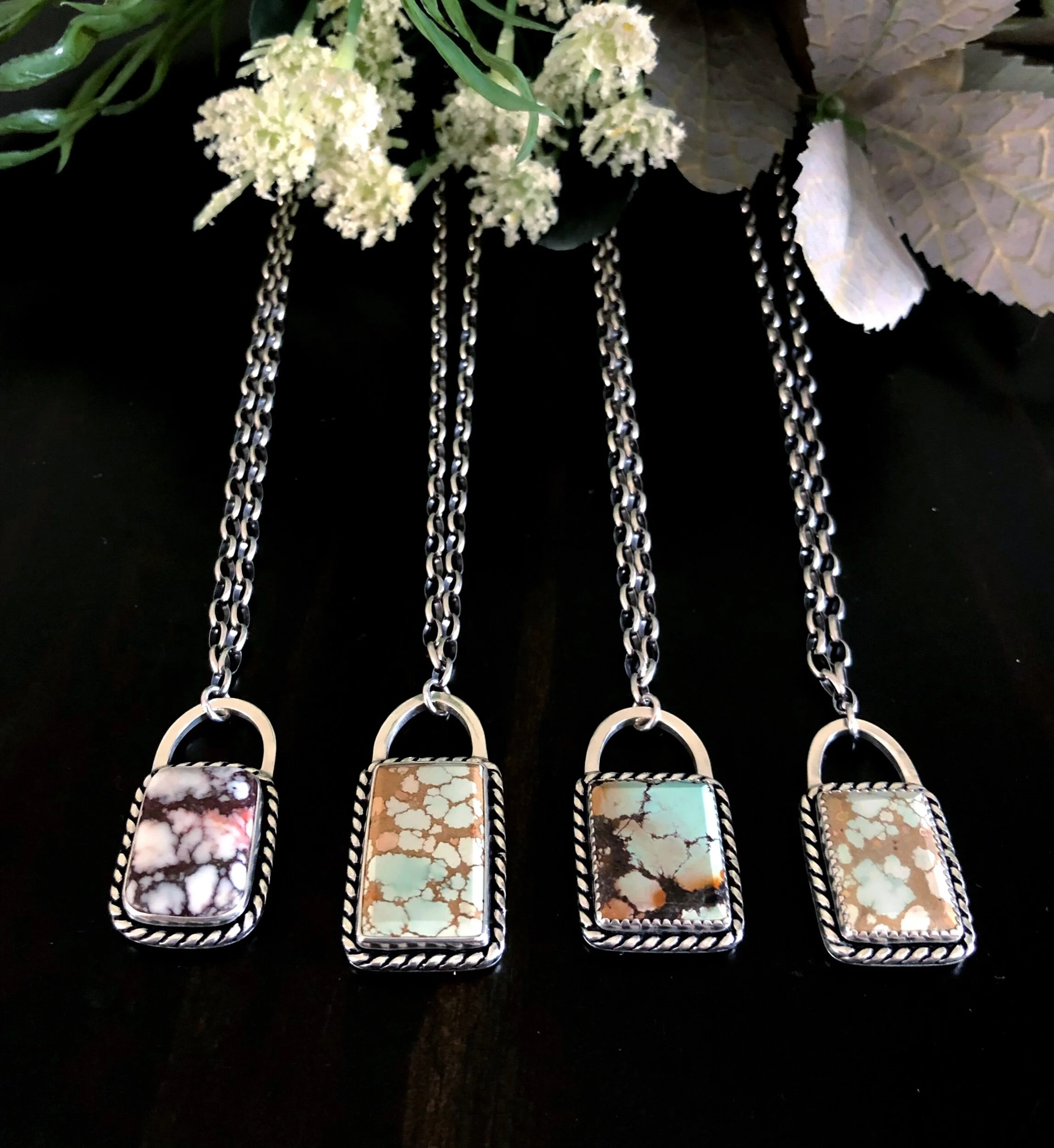 3E3DE3D6-16D4-4BEB-90A5-A9044BABCF27