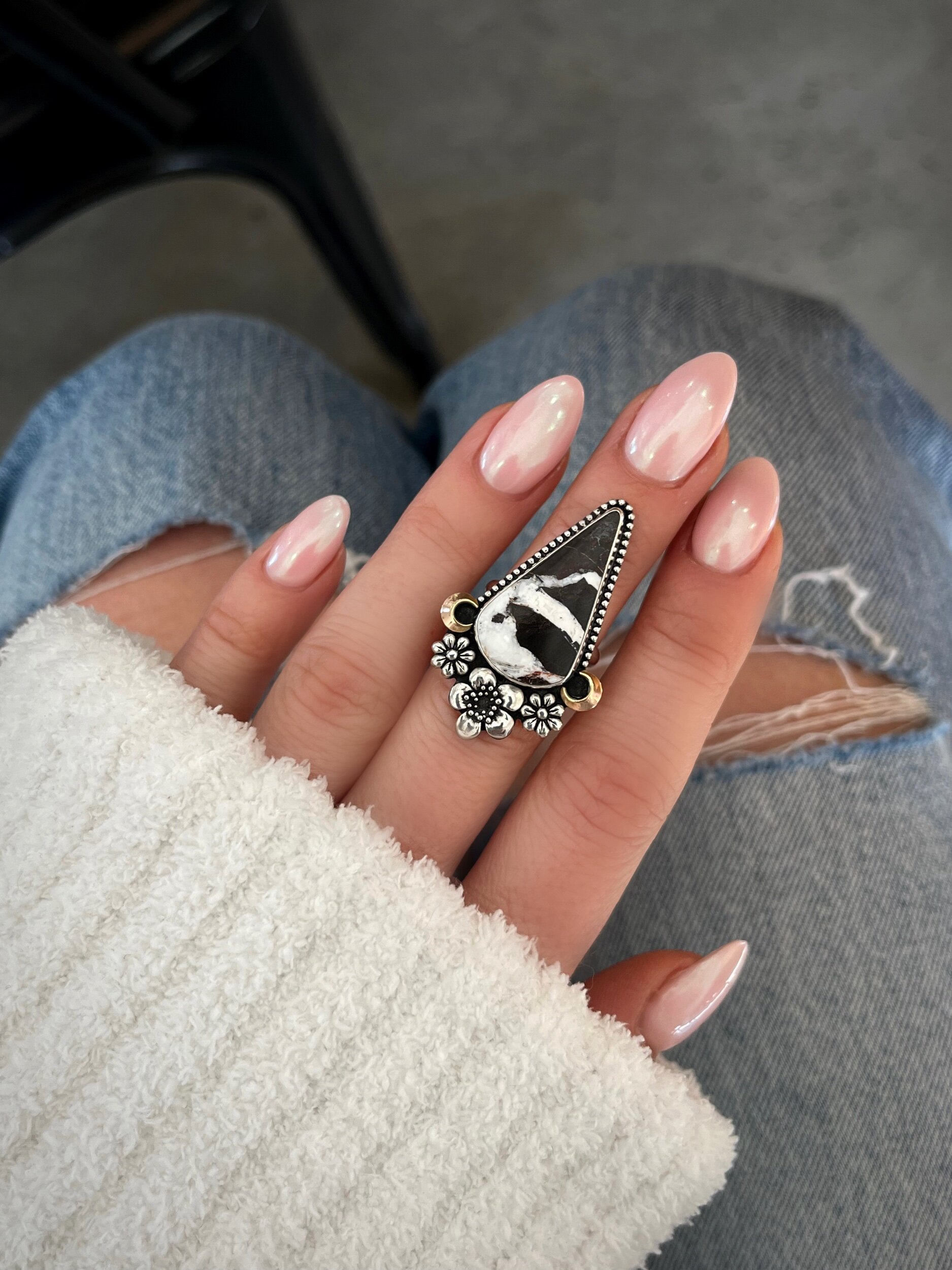 BCBF1C9B-4775-41FA-B8B7-2C23D3BF4B32