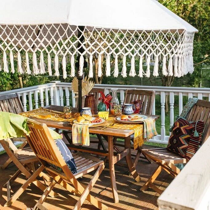 How We Home: Breakfast on the Back Porch