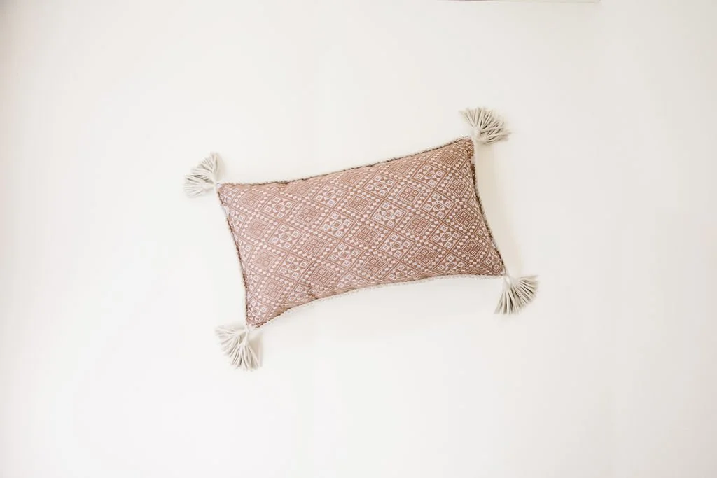 Pinilian Diamond Small Lumbar Pillow