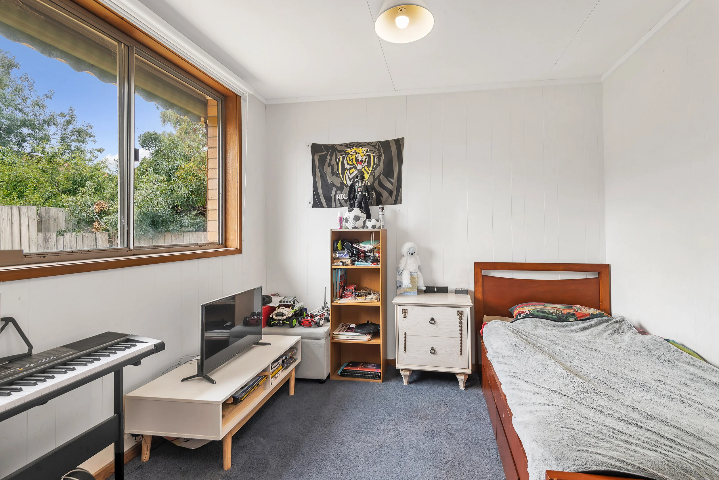 _2 Fidge Crescent, Breakwater-9.jpg
