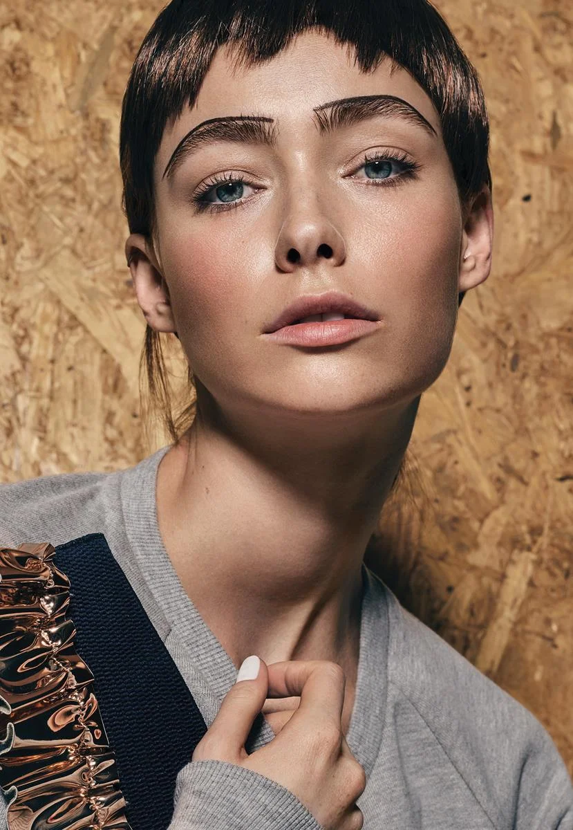 Benefit Haya Valeria119528r 02.jpg